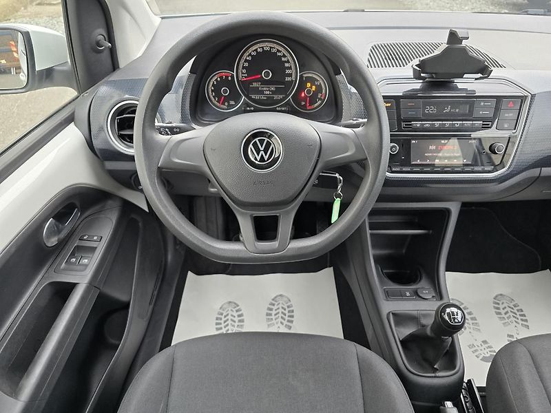 Volkswagen up! CNG KAMERA + DIGIKLIMA ČR - fotka 8 z 33