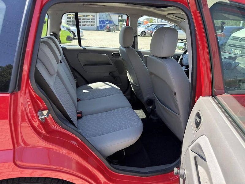 Ford Fusion 1.4 TDCi 50 kW - fotka 10 z 15
