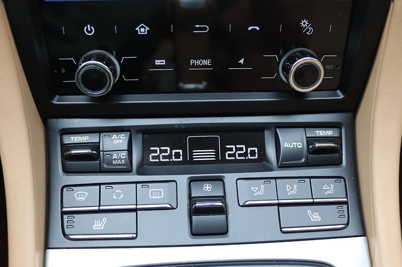 Porsche 911 991.1 CARRERA S 3.4 PDK 257k - fotka 32 z 44