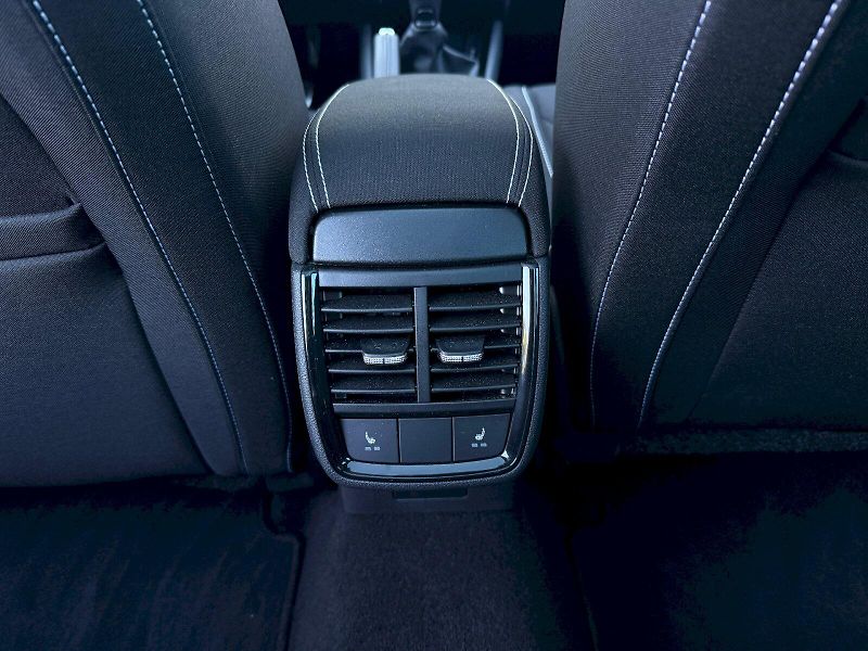 Škoda Scala (2025) 1.0 TSI 85 kW Monte Carlo - fotka 7 z 24