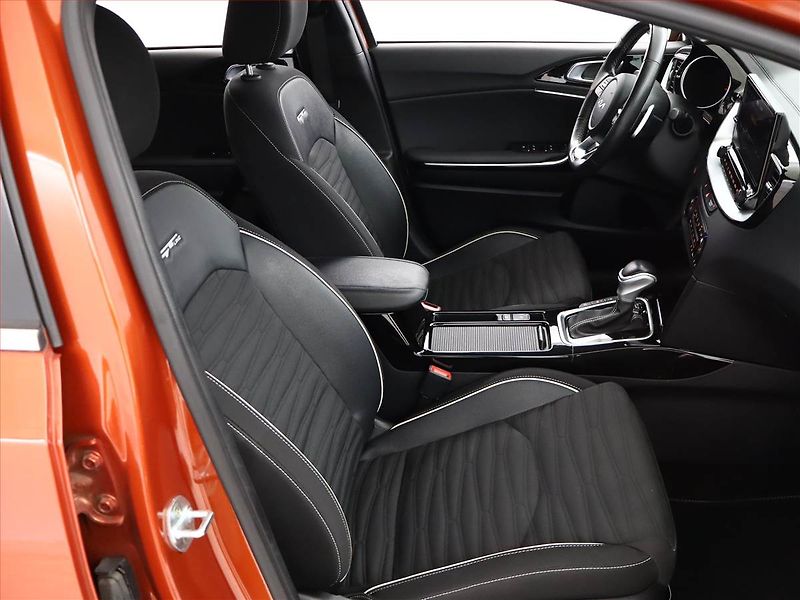 Kia Pro_Ceed (2023) GT-Line 1.5 T-GDI - fotka 7 z 21