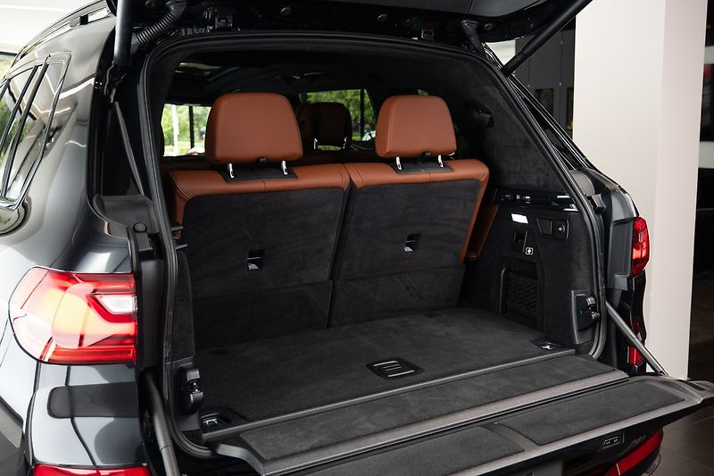 BMW X7 M50i/360/HarmanKardon/Pano - fotka 25 z 31
