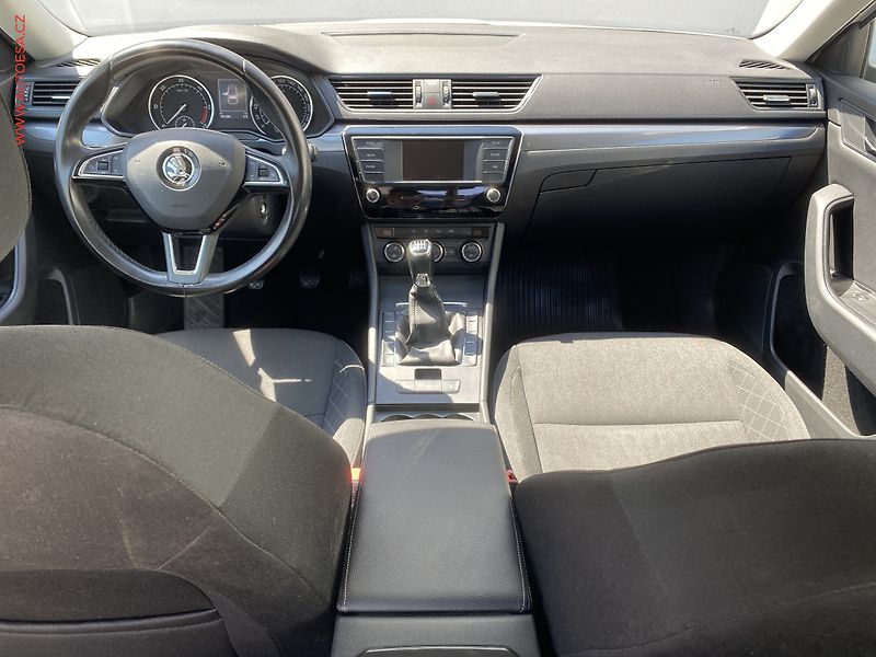 Škoda Superb (2016) 2.0 TDi, ČR, Active, TZ - fotka 8 z 16