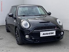 Mini Cooper S (2017) 2.0i, LED, navi, kůže - fotografie inzerátu