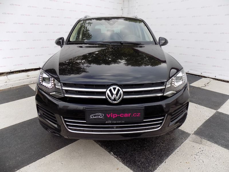 Volkswagen Touareg (2010) 3.0TDI/4x4/Chl.sedačky/LED/ - fotka 4 z 43