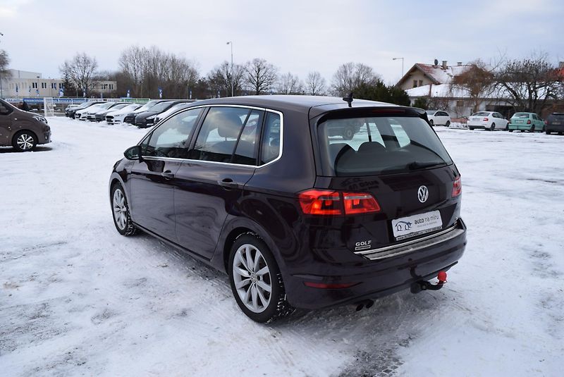 Volkswagen Golf Sportsvan (2018) 1.4TSI 92kw HIGHLINE BMT NAVI - fotka 12 z 50