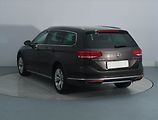 Volkswagen Passat (2017) 2.0 TDI, 4X4, Automat - náhled 3