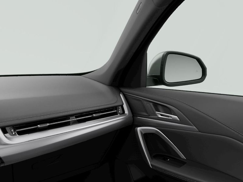BMW X1 (2026) xDrive25e - fotka 9 z 10