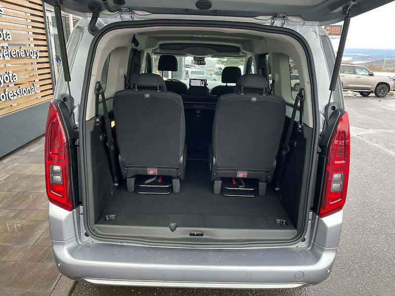 Toyota ProAce City Verso 1.5L MT - fotka 8 z 16