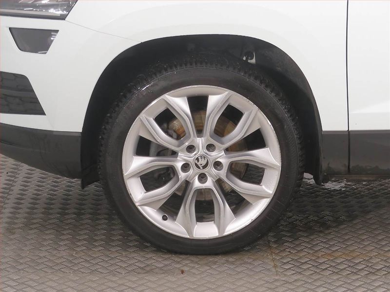 Škoda Karoq (2018) Style Plus 2.0 TDI, 4X4 - fotka 15 z 16