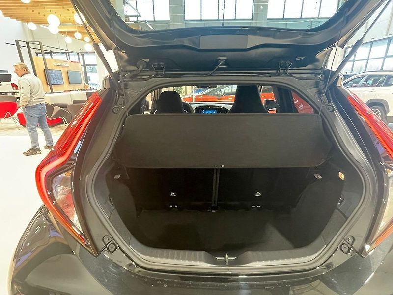 Toyota Aygo 1.0 Automat Style - fotka 8 z 25