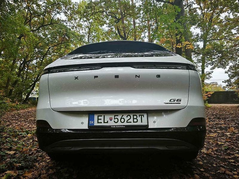 Xpeng G6.