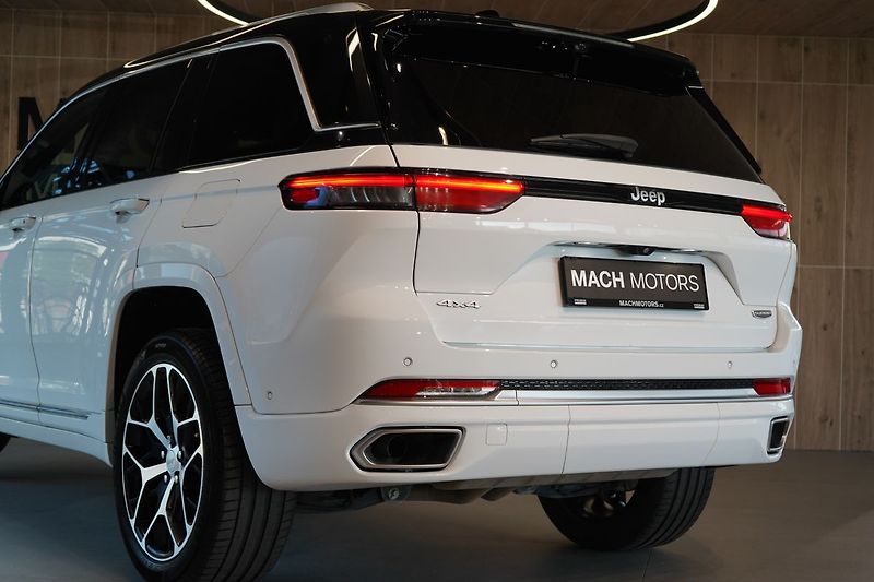 Jeep Grand Cherokee - fotka 11 z 55