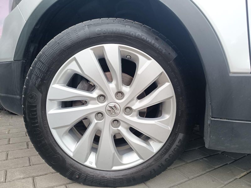 Suzuki SX4 S-Cross 1.4/103kW, COMFORT - fotka 18 z 37