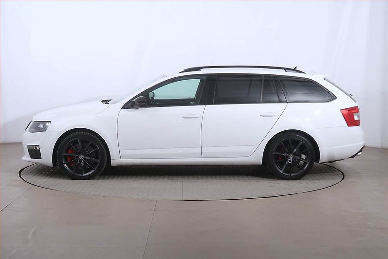 Škoda Octavia (2015) RS 2.0 TDI, Automat - fotka 3 z 22