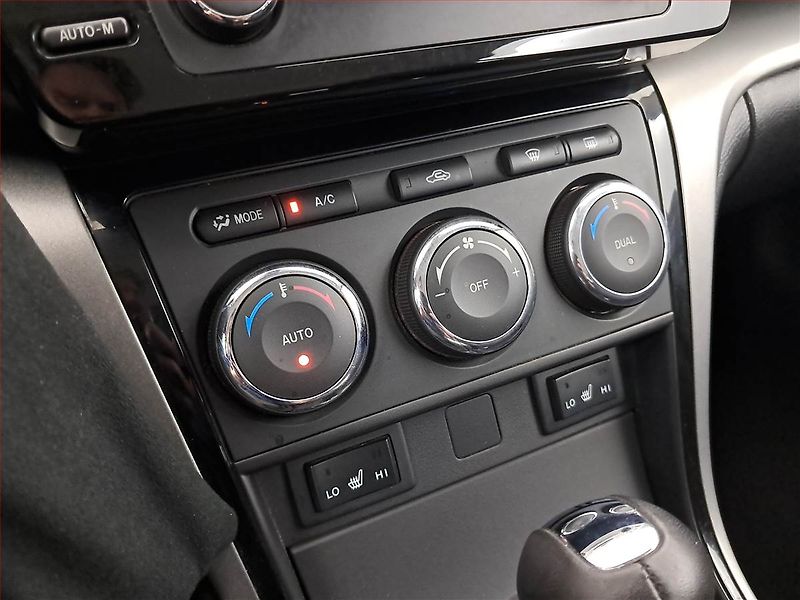 Mazda 6 (2010) 2.0, Automat, Xenony, Tempomat - fotka 15 z 17