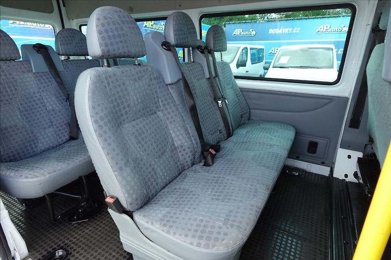 Ford Transit 2,2 TDCI  L3H3 9MÍST KLIMA - fotka 18 z 33