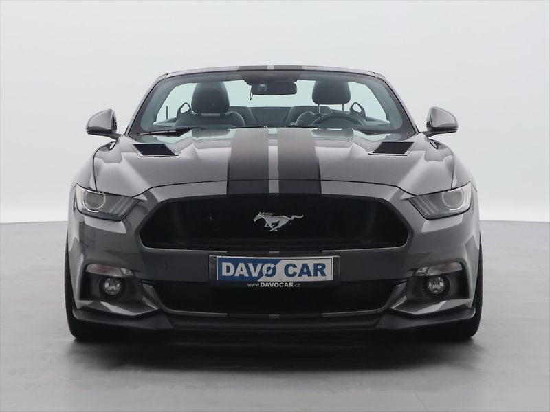 Ford Mustang GT 5,0 V8 534kW Kabriolet DPH - fotka 10 z 38