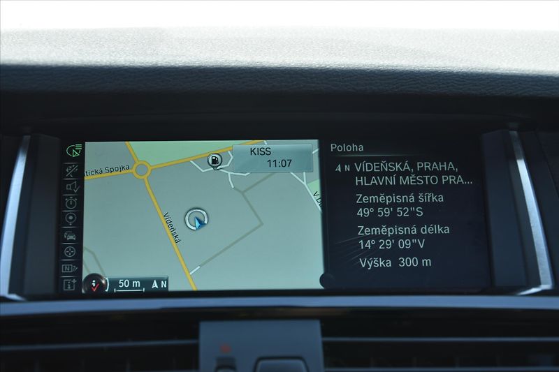 BMW X4 xDrive 30d 190kW M PAKET - fotka 23 z 31