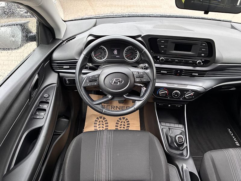 Hyundai i20 1.2i 62kW COMFORT REZERVACE - fotka 15 z 28
