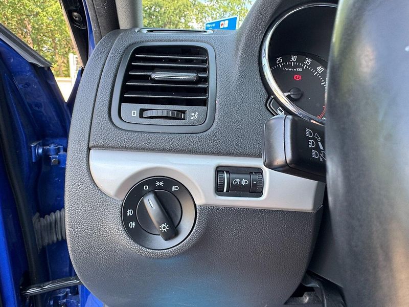 Škoda Yeti (2012) 2.0 TDi, 4x4, nájezd 84.tisíc - fotka 24 z 33