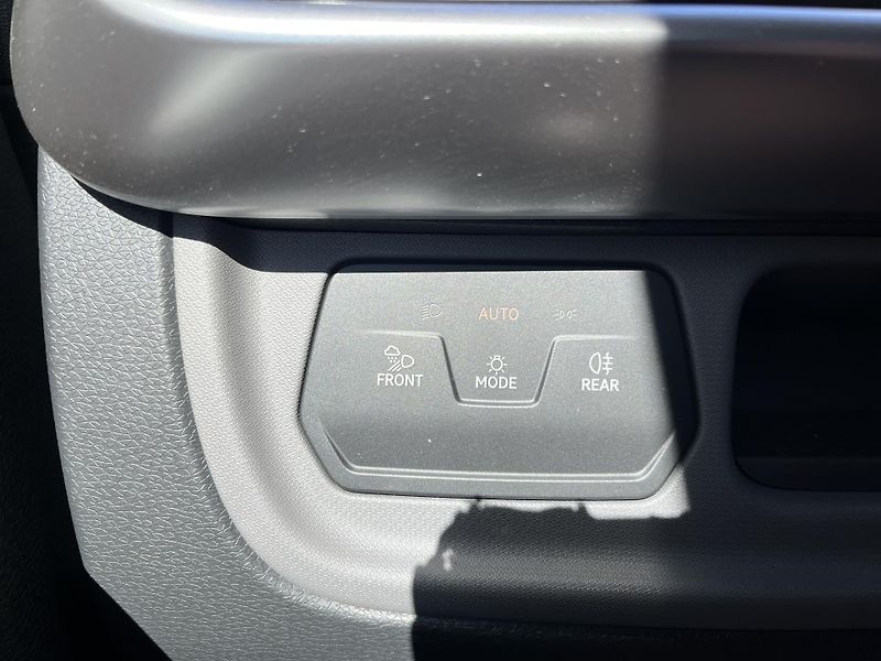 Volkswagen ID.Buzz Pro 79 kWh - fotka 15 z 24
