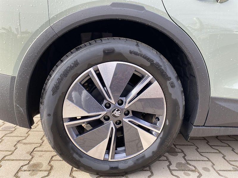Škoda Elroq (2025) 85 Premium - fotka 30 z 34