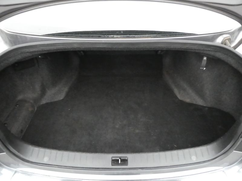 Infiniti Q50 2,2D 125kW automat navigace  - fotka 17 z 17
