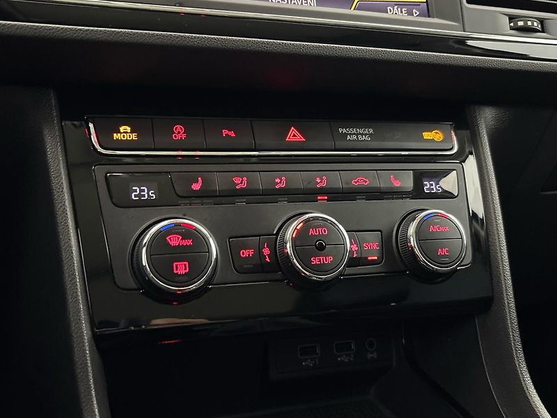 Seat Leon FR - fotka 19 z 29