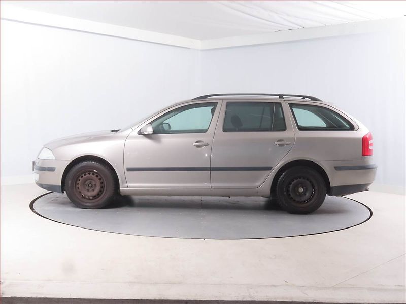 Škoda Octavia (2006) Ambiente 1.9 TDI, Eko.zaplacen - fotka 3 z 13