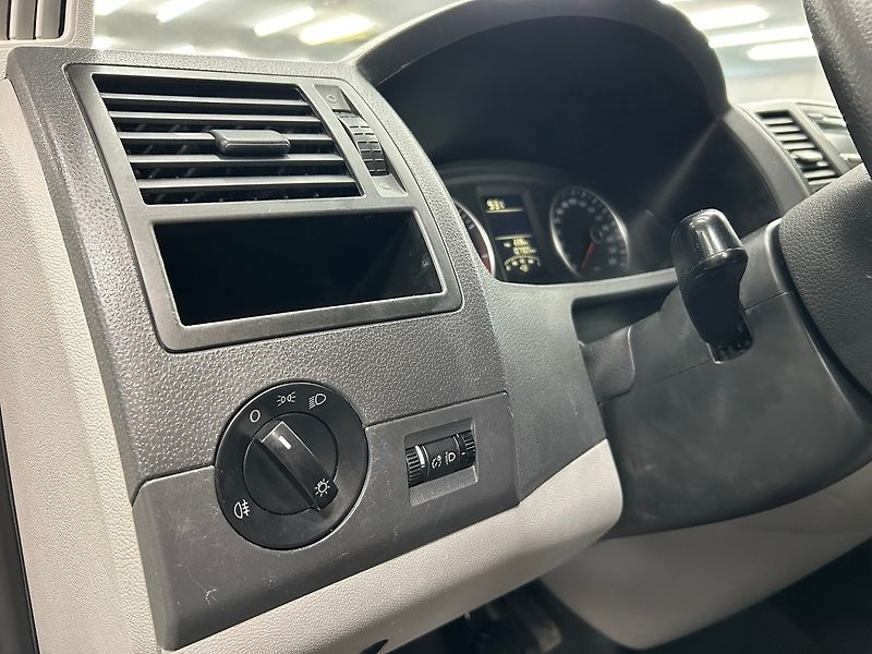 Volkswagen Transporter (2014) T5 Doka MAN 2014 | Záruka - fotka 16 z 48
