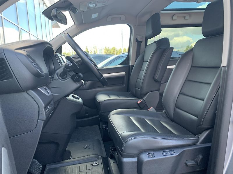 Citroën SpaceTourer SHINE 2.0 BlueHDi 130kW AT8 - fotka 15 z 24