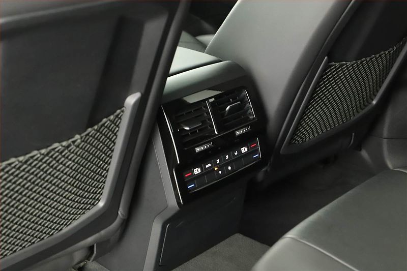 Volkswagen Touareg (2020) V8 TDI - fotka 19 z 23