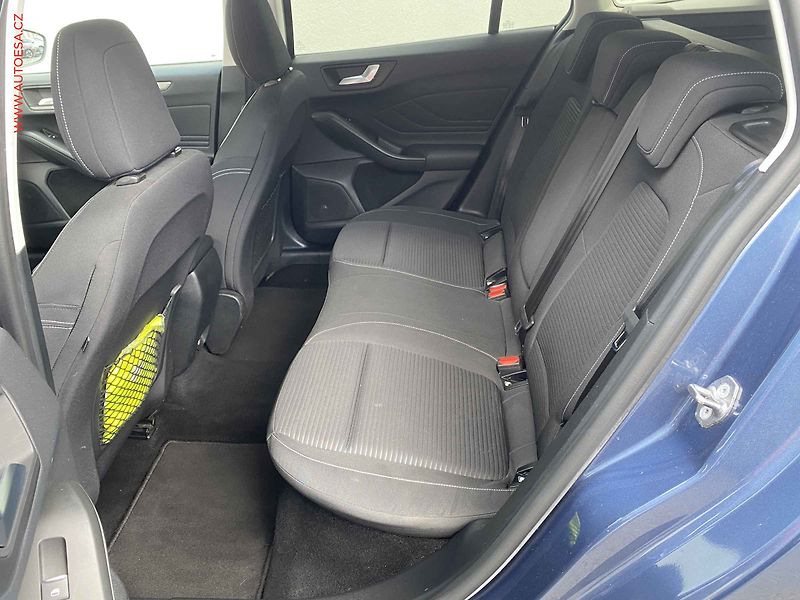 Ford Focus (2019) 2.0 TDCi, Titanium, AT, LED - fotka 10 z 18