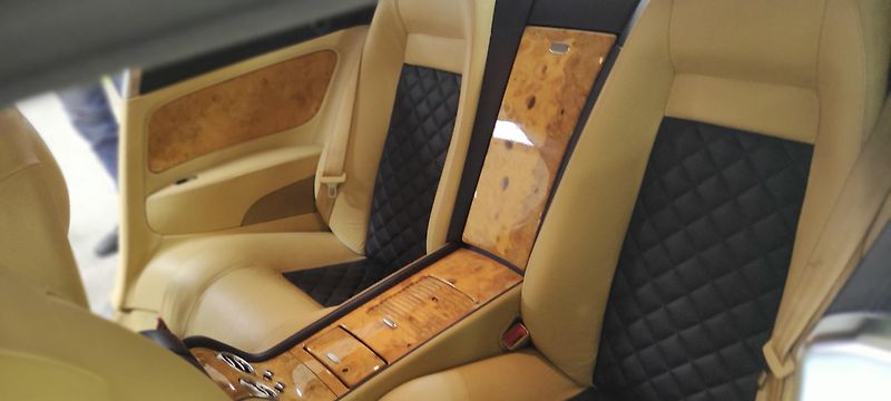 Bentley Continental GT (2005) - fotka 20 z 20