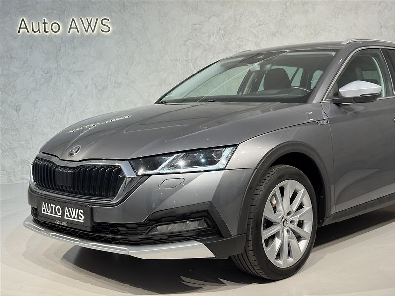 Škoda Octavia 2,0 TDi  DSG 4x4 Scout Virtual - fotka 4 z 47