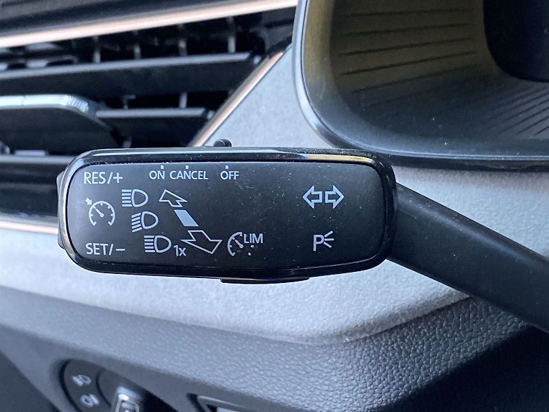 Škoda Kamiq (2025) 1.0 TSI Top Selection - fotka 21 z 33