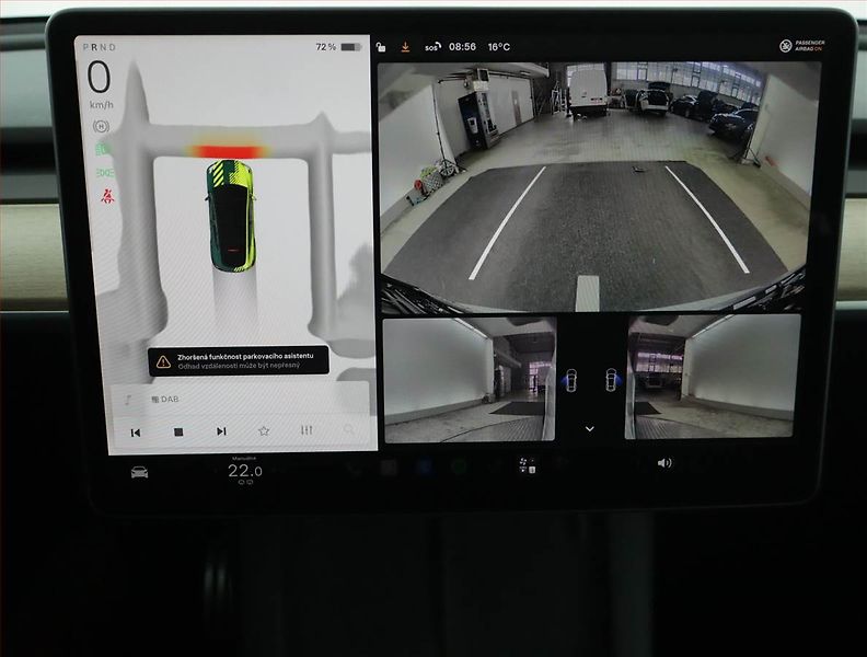 Tesla Model Y (2022) Performance 79kWh, SoH 89% - fotka 15 z 21