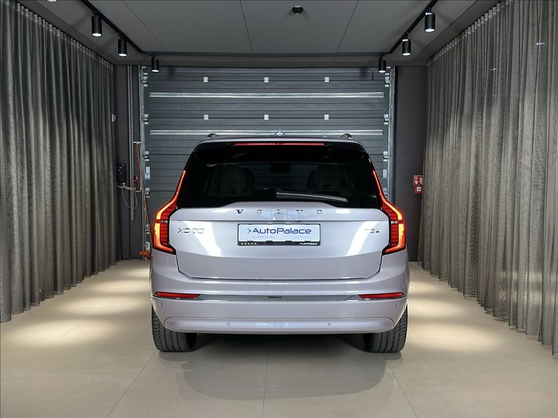 Volvo XC90 (2026) 2,0 T8  Plus Bright - fotka 5 z 41