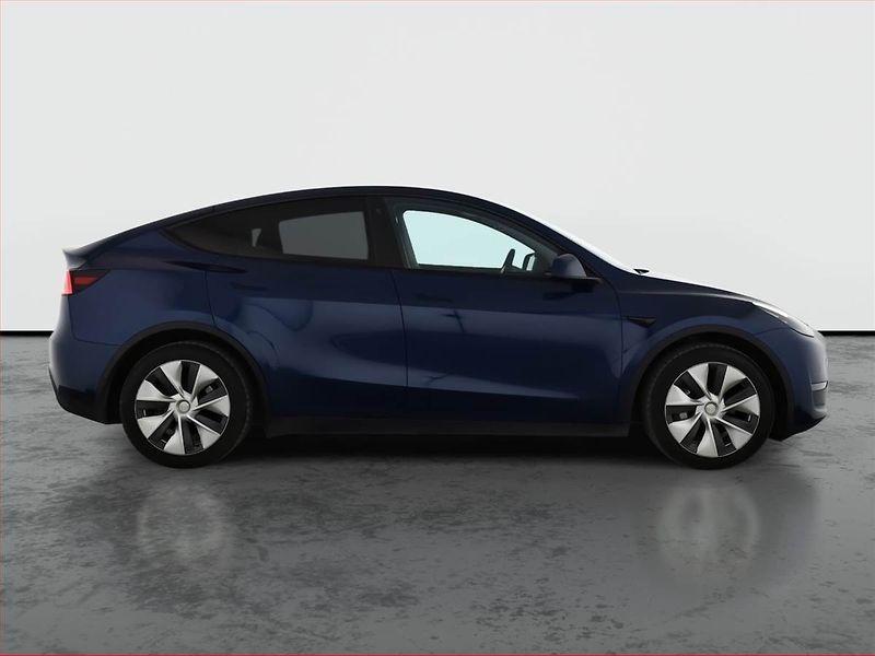Tesla Model Y (2021) Long Range AWD 75kWh, SoH 93% - fotka 6 z 22