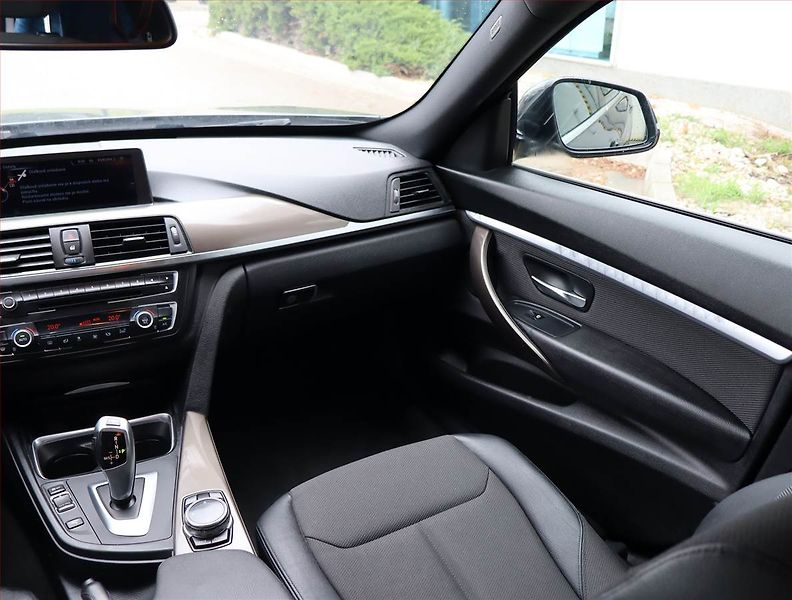 BMW Řada 3 (2013) Modern Line 320d GT, Automat - fotka 8 z 26