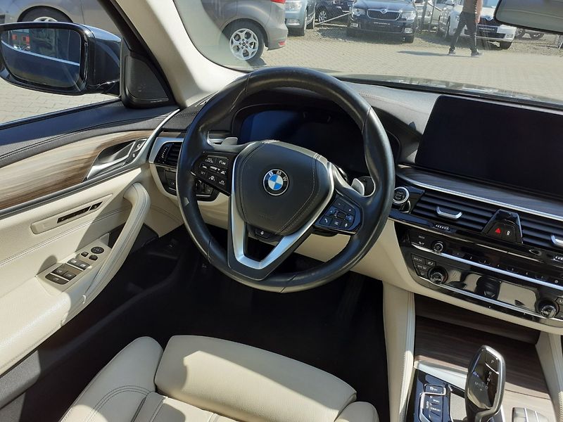BMW Řada 5 (2020) 540 i xDrive ČR DPH - fotka 8 z 41