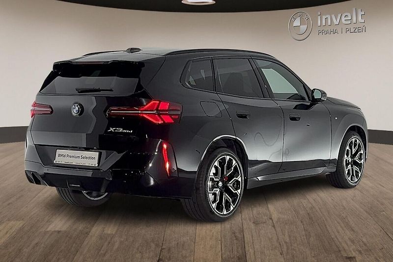 BMW X3 xDrive40d - fotka 3 z 27