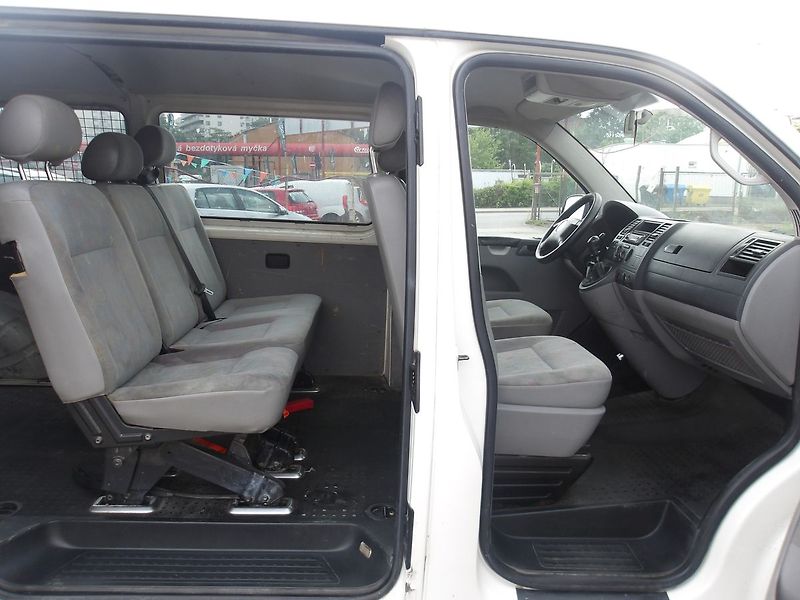 Volkswagen Transporter 2,5TDi Nový motor ! LONG !!! Č - fotka 10 z 33