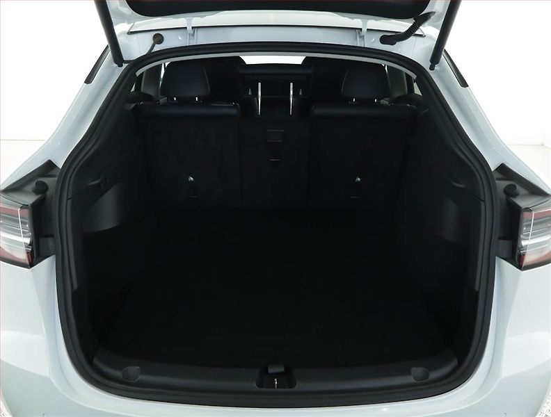 Tesla Model Y (2022) Long Range AWD 79kWh, SoH 89% - fotka 14 z 23