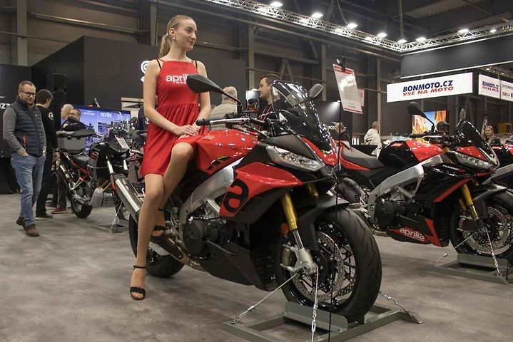 Aprilia Tuono 660