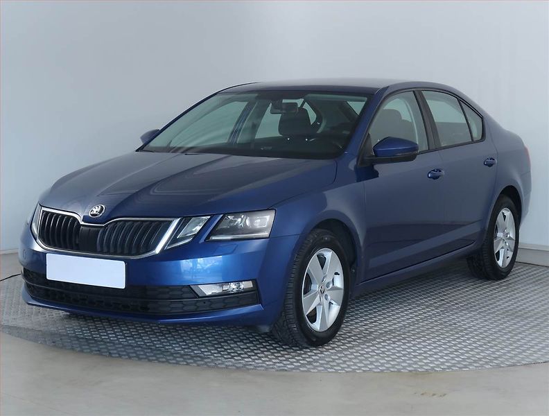 Škoda Octavia (2019) Ambition 1.4 TSI, Tempomat - fotka 2 z 18