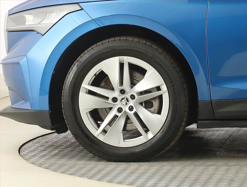 Škoda Enyaq (2021) iV 80 (82 kWh), SoH 90% - fotka 15 z 31