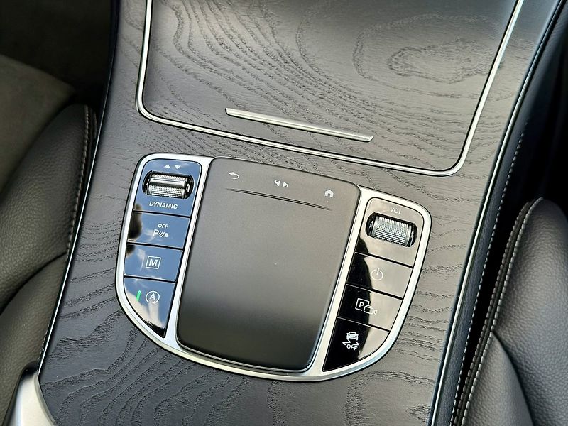 Mercedes-Benz GLC (2021) 220 d 4MATIC - fotka 22 z 50