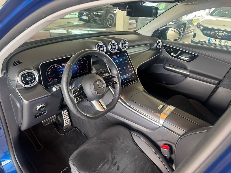Mercedes-Benz GLC 220d 4MATIC - fotka 12 z 20